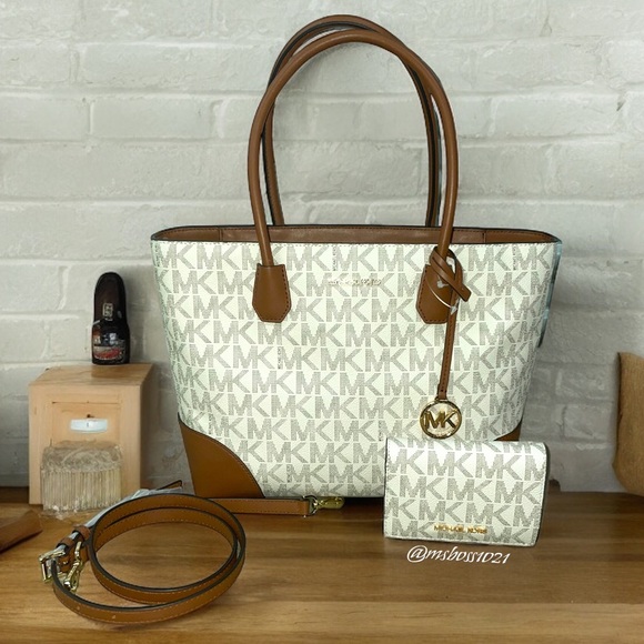 Michael Kors Mercer Gallery and Tz Tote + Wallet in Vanilla/Luggage NWT